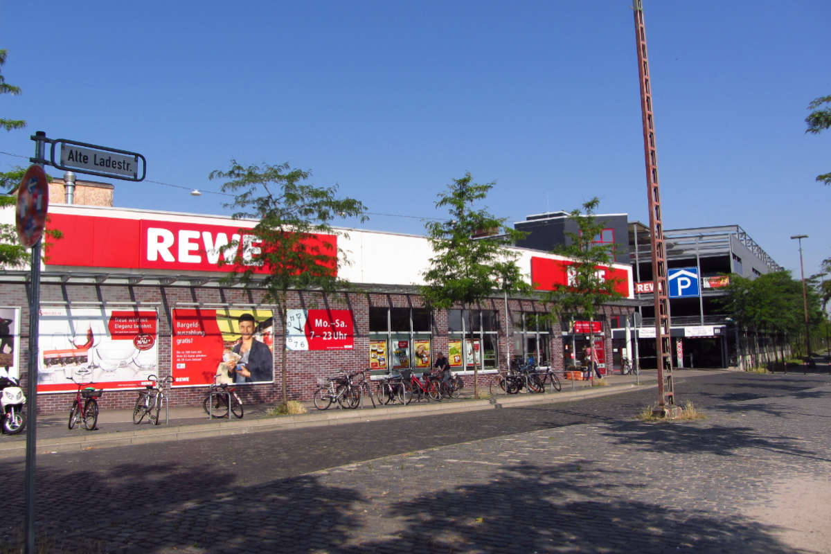 Alte Ladestraße 3